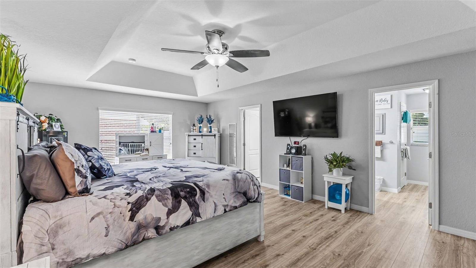 BLACKWATER OAKS - Residential