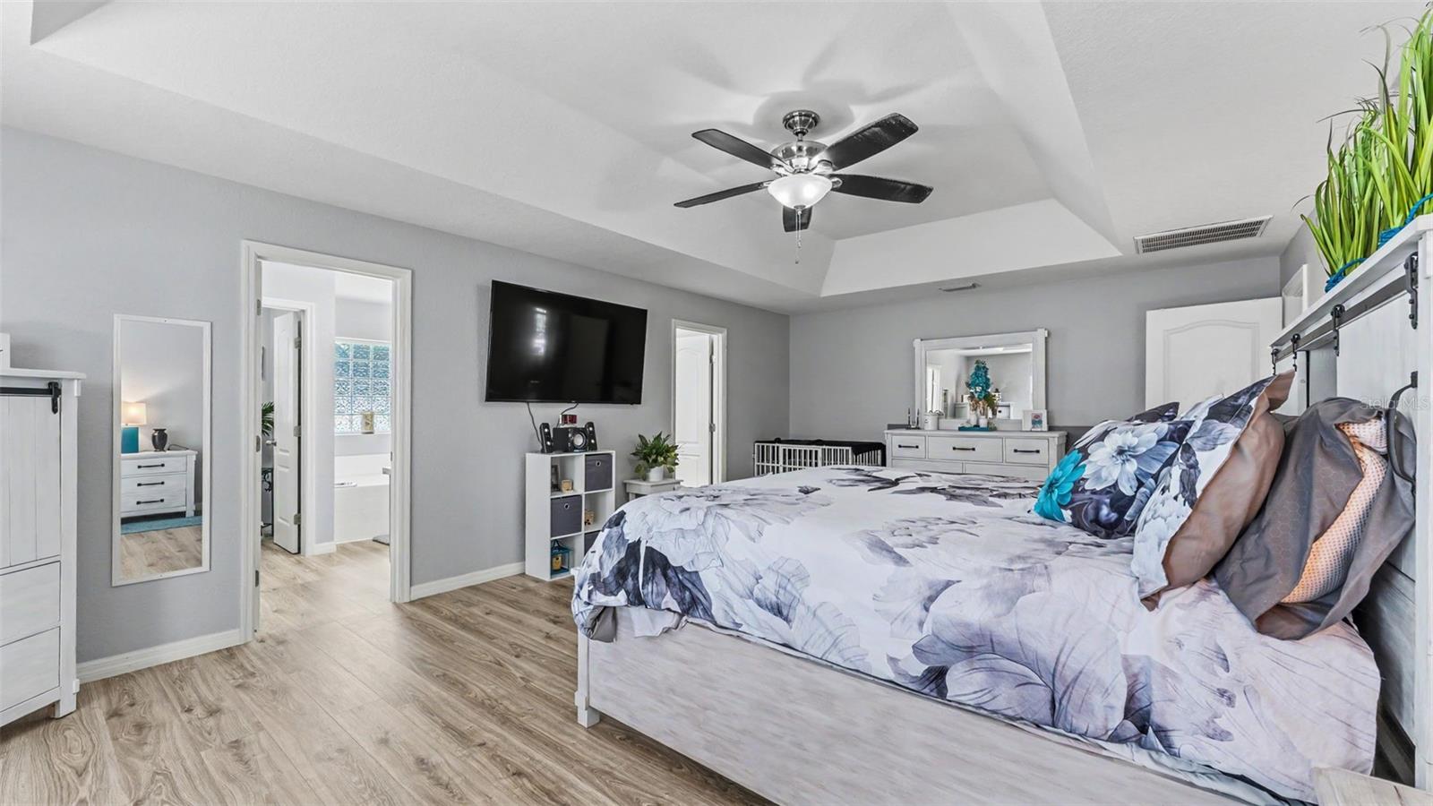 BLACKWATER OAKS - Residential