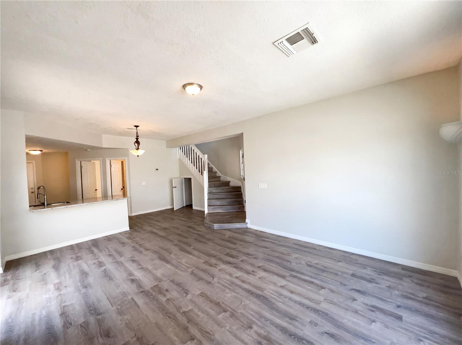 LAKE OLYMPIC TWNHS CONDO - Residential