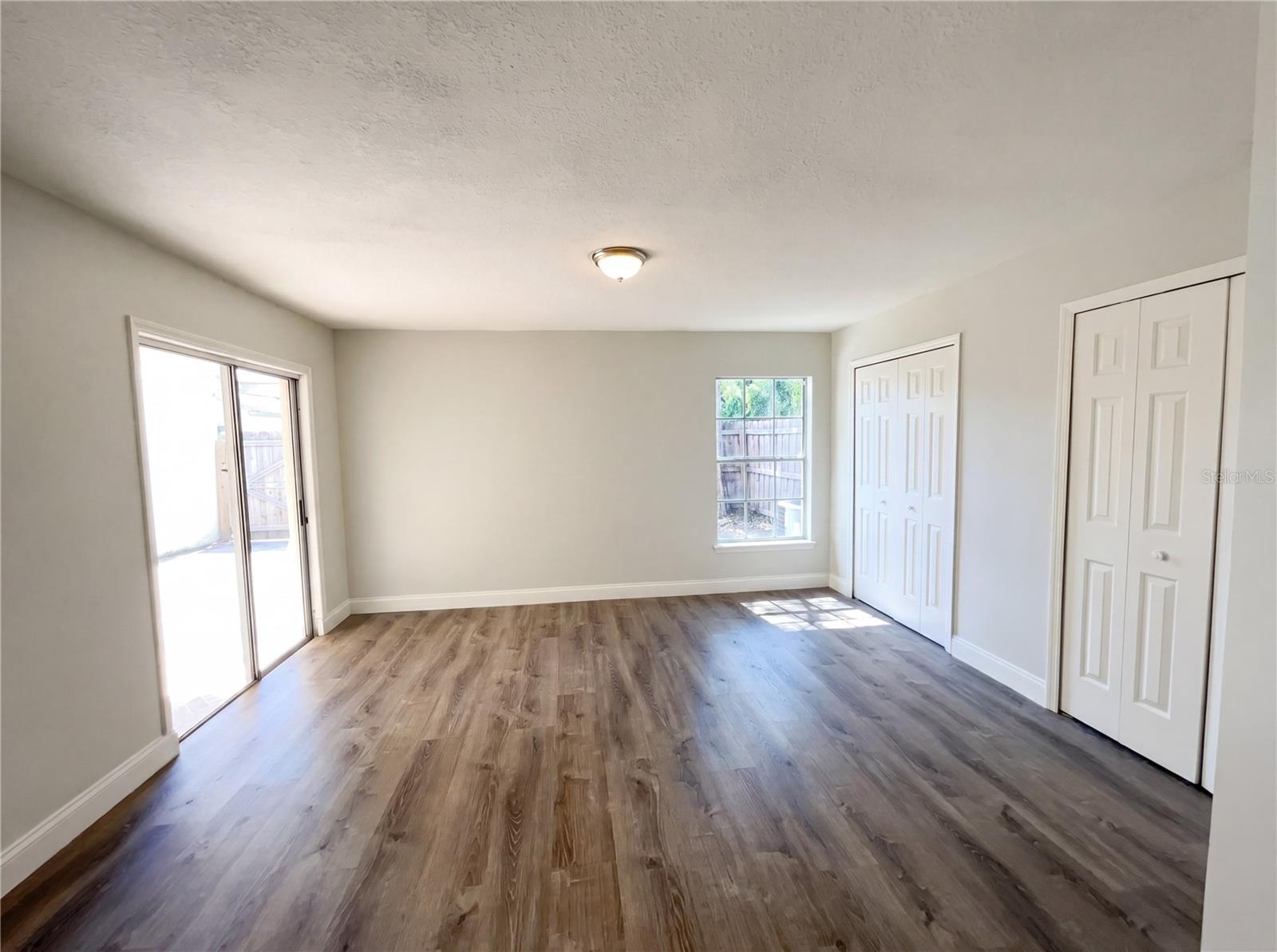LAKE OLYMPIC TWNHS CONDO - Residential
