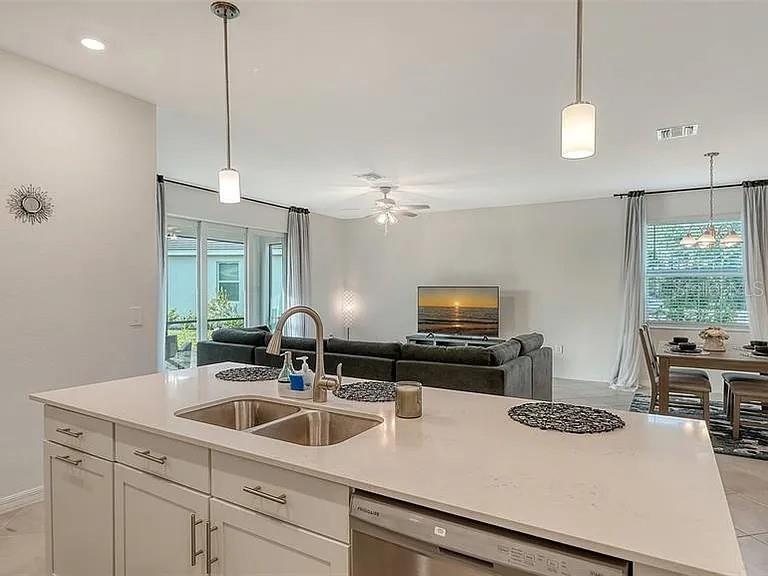 ANTIGUA/WELLEN PARK - Residential Lease