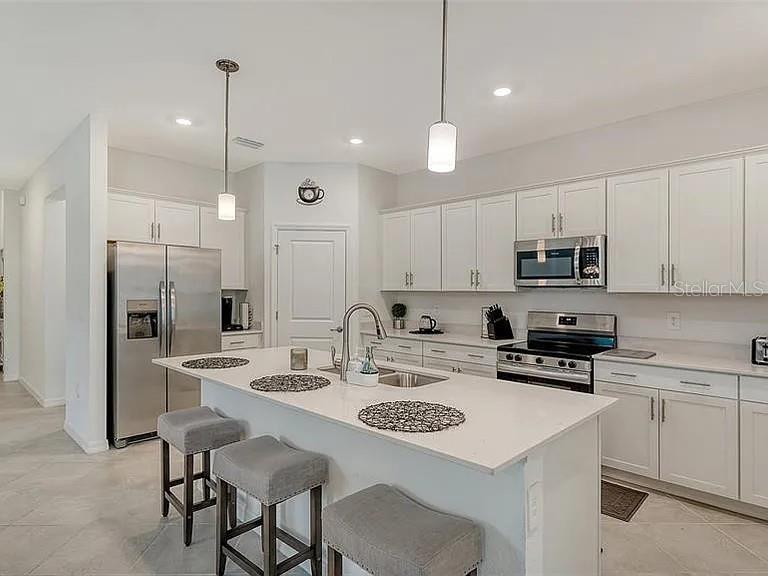 ANTIGUA/WELLEN PARK - Residential Lease