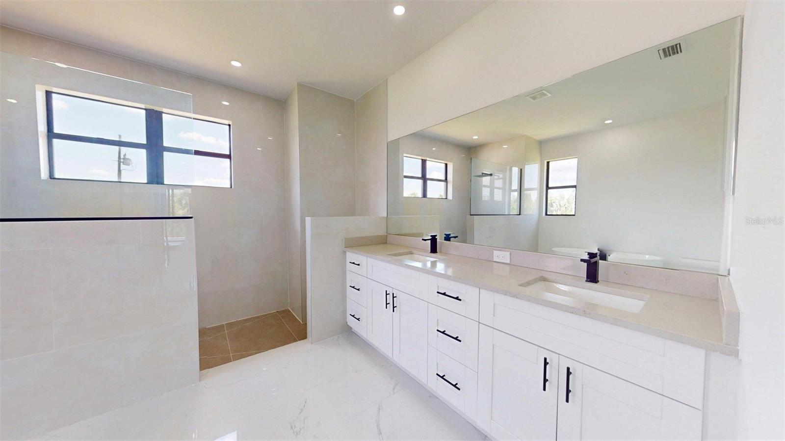 PUNTA GORDA ISLES SEC 21/BURNT STORE LAKES - Residential
