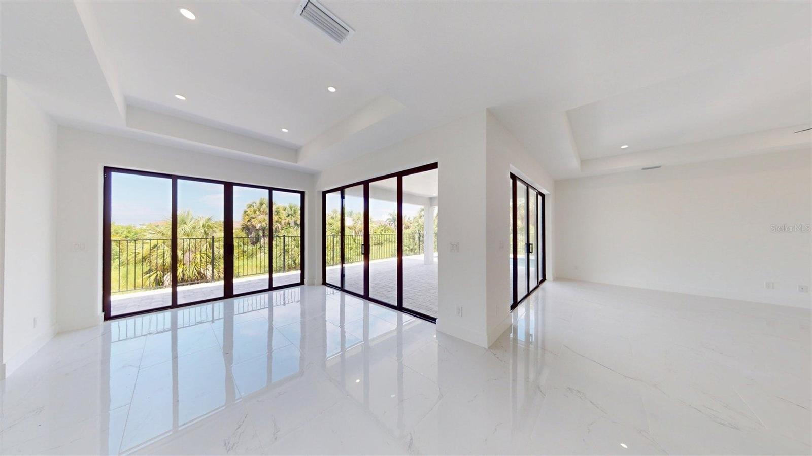 PUNTA GORDA ISLES SEC 21/BURNT STORE LAKES - Residential