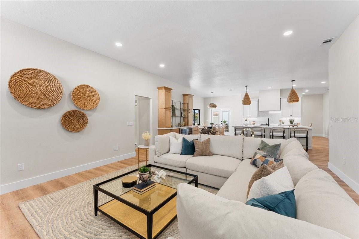 BAYWAY ISLES - Residential