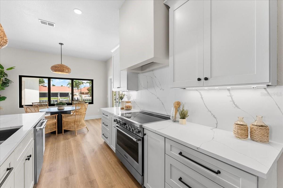 BAYWAY ISLES - Residential