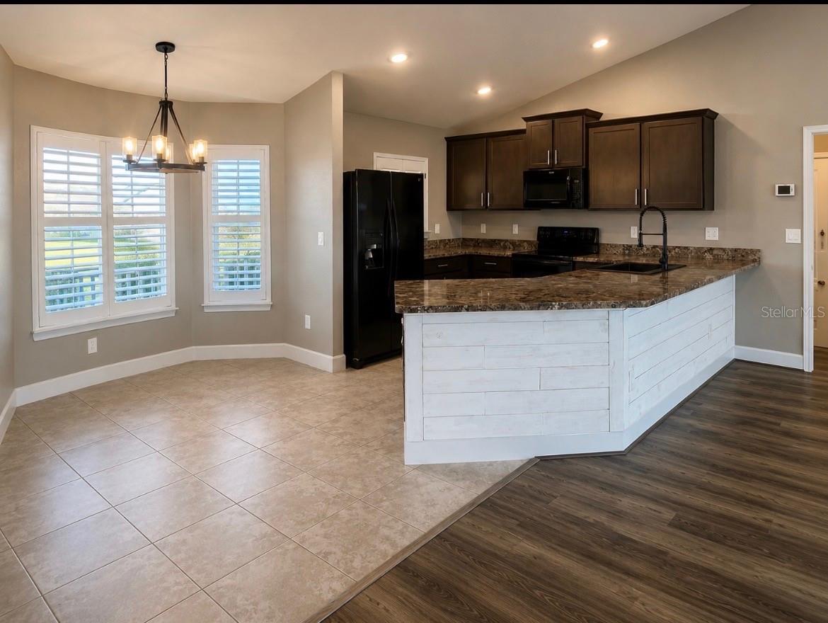 SUMMERCREST - Residential Lease
