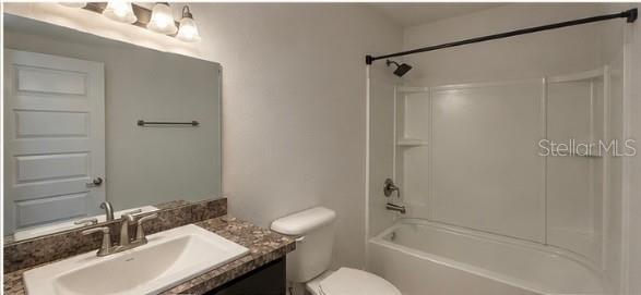 SUMMERCREST - Residential Lease