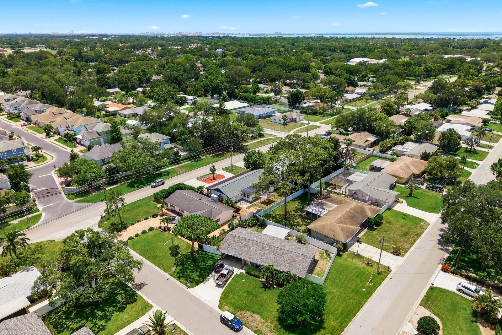 FAIRWAY MANOR - Residential
