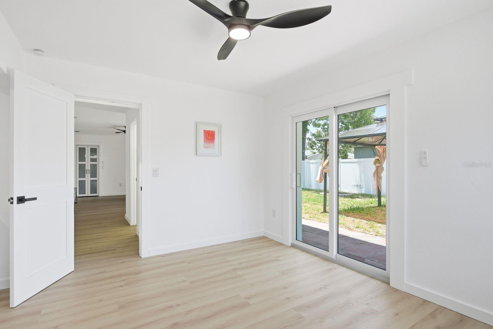 FAIRWAY MANOR - Residential