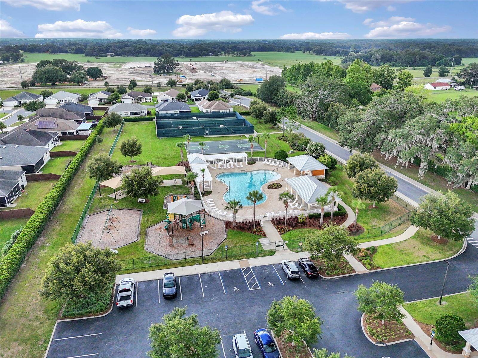 OXFORD OAKS PH 2 - Residential