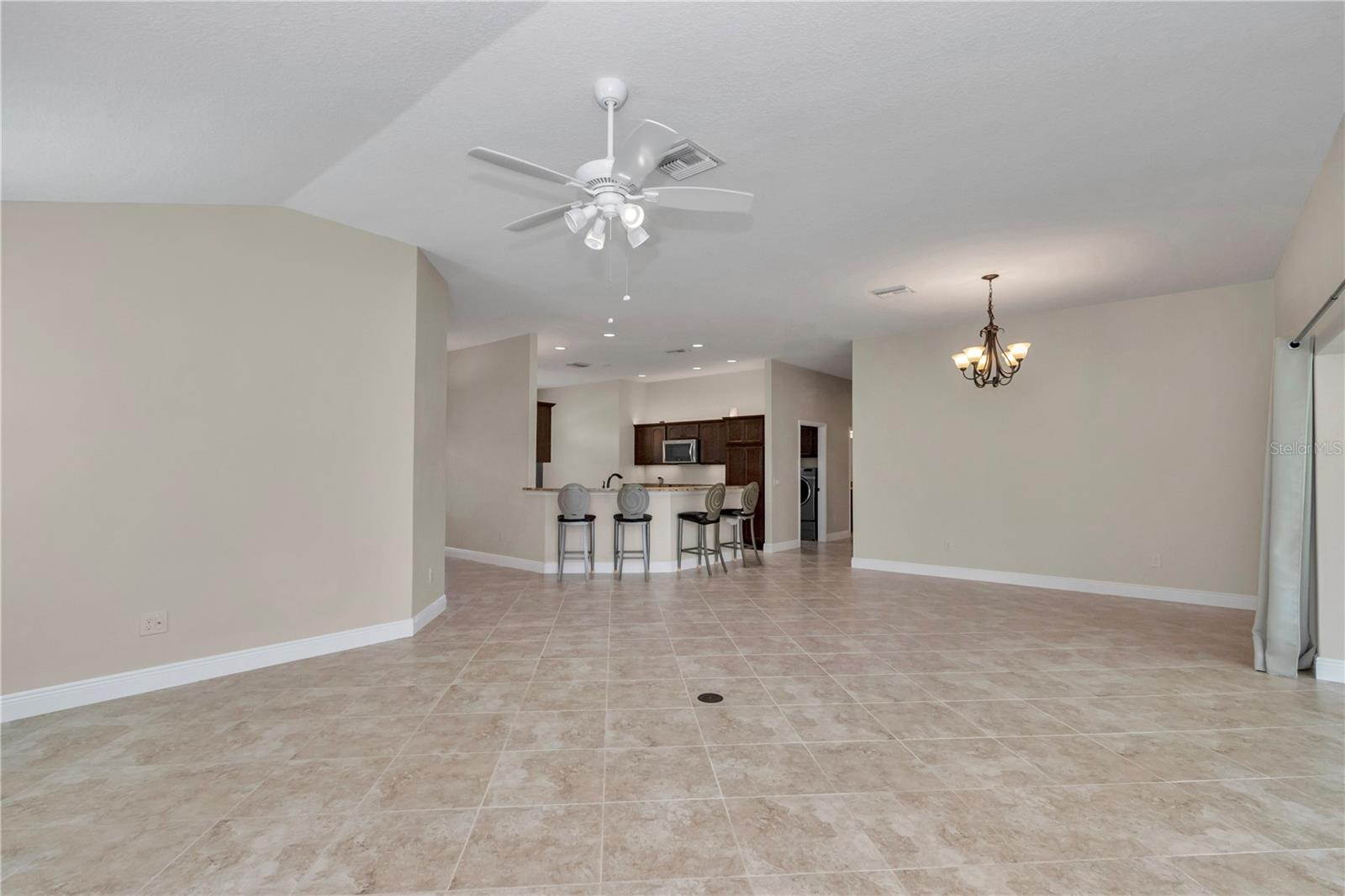 OXFORD OAKS PH 2 - Residential