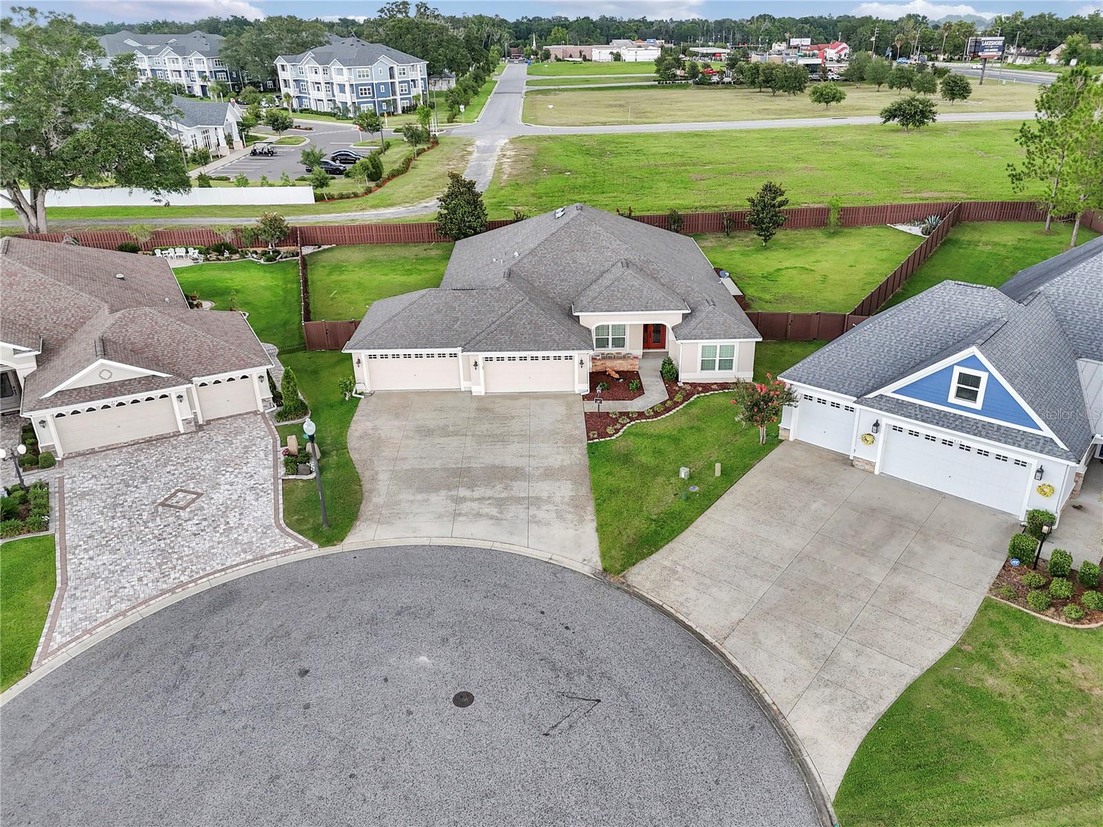 OXFORD OAKS PH 2 - Residential