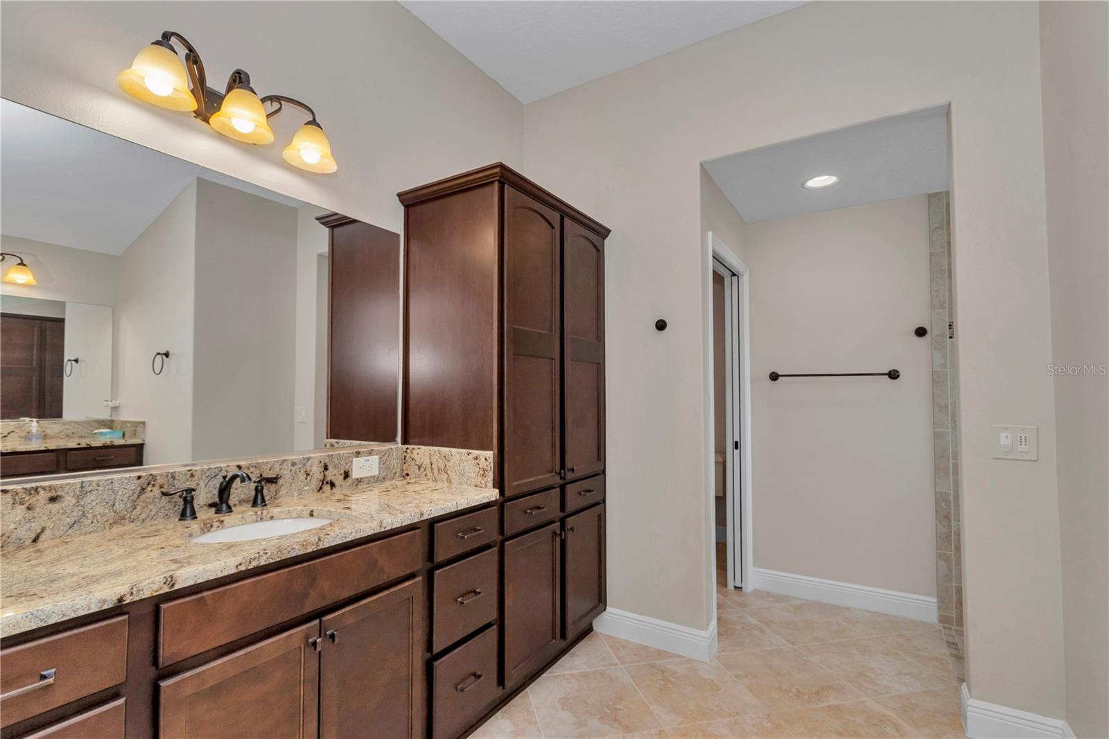 OXFORD OAKS PH 2 - Residential