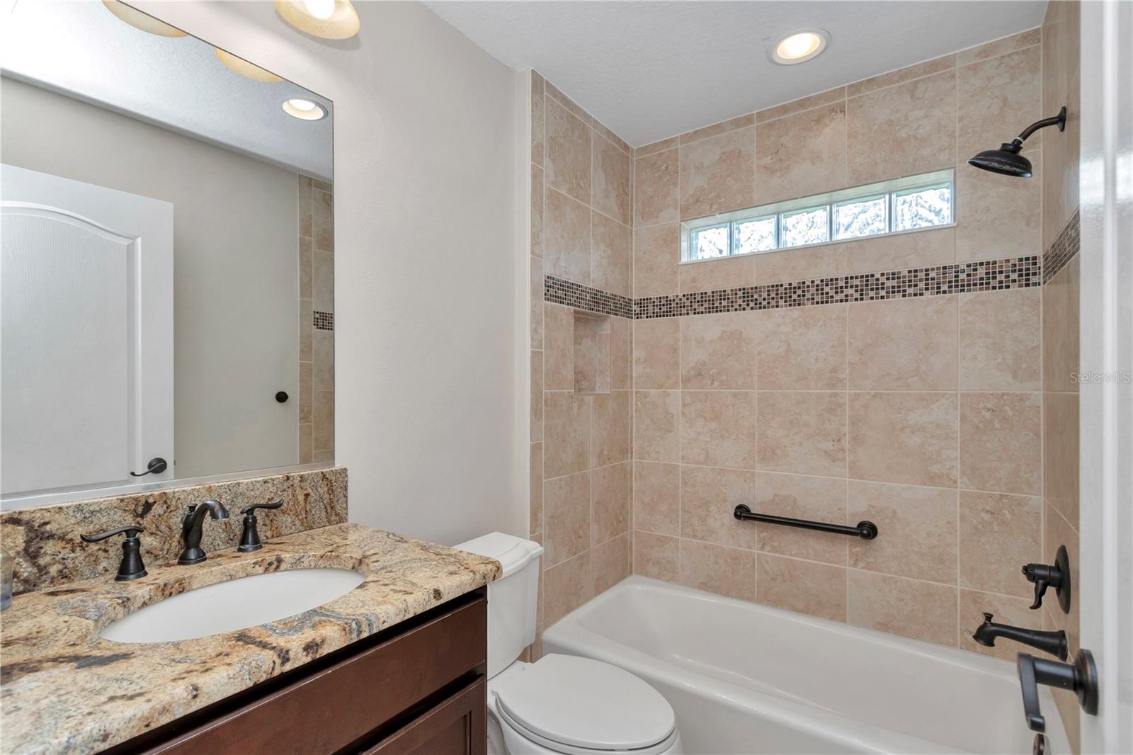 OXFORD OAKS PH 2 - Residential
