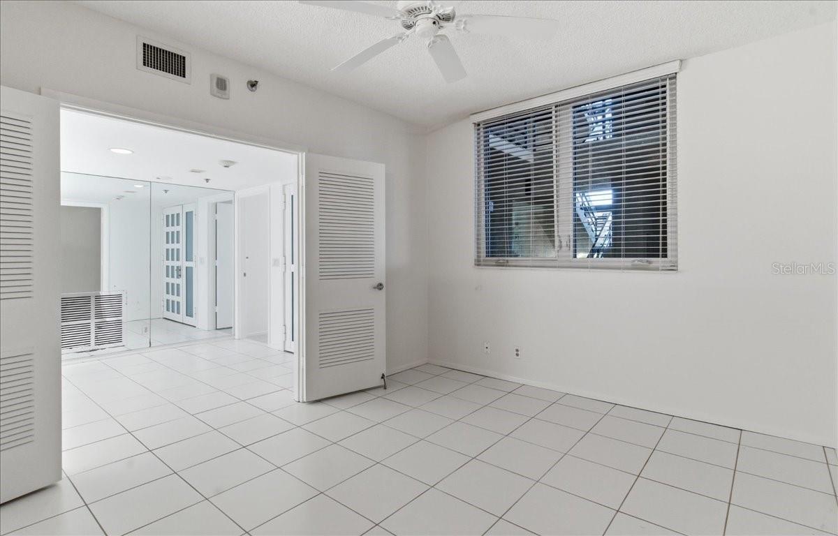 BEACHPLACE III - Residential