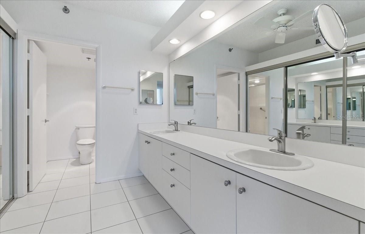 BEACHPLACE III - Residential