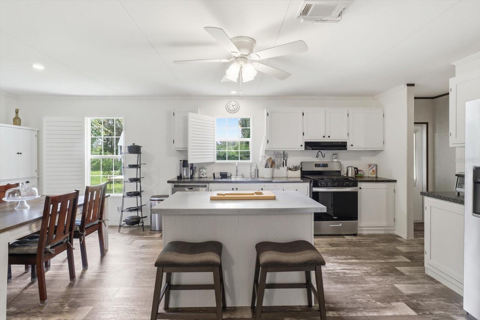PARSON'S POINT ADDITION TO HERNANDO - Residential