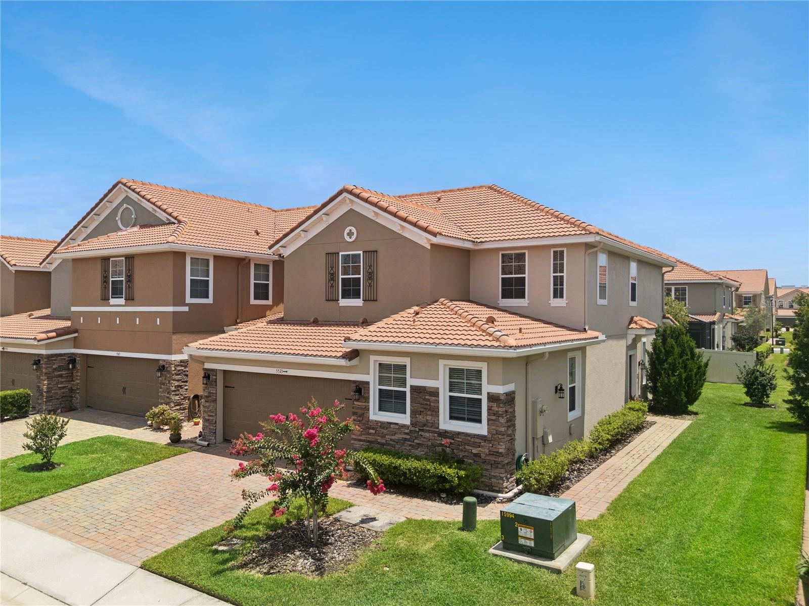 TERRACINA AT LAKE FOREST FIFTH AMD - Residential