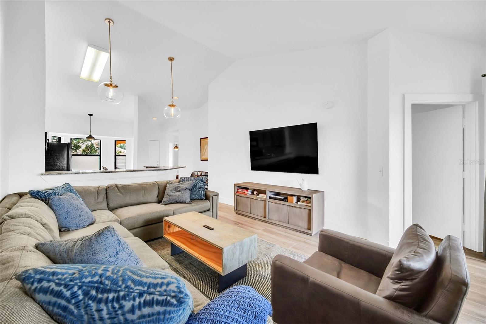 SANCTUARY AT BAY HILL - Residential