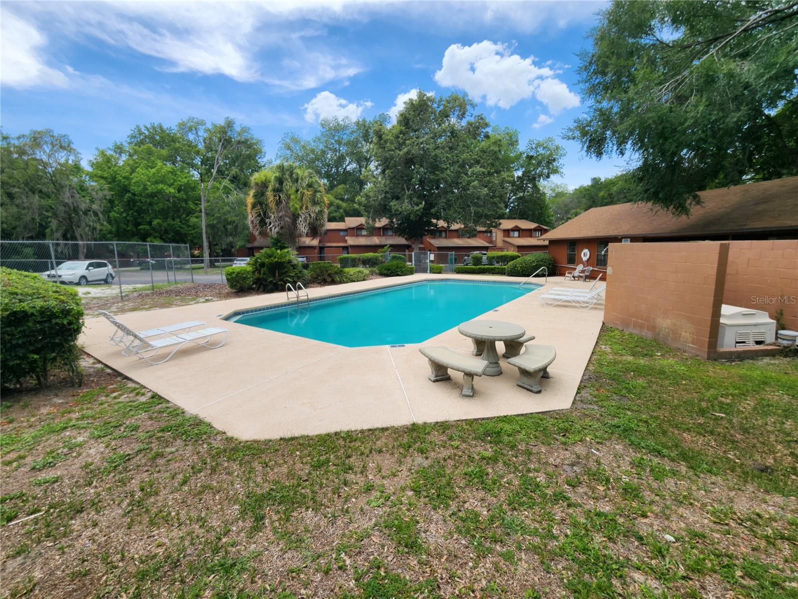 ROCKWOOD VILLAS UNIT 3 REP - Residential