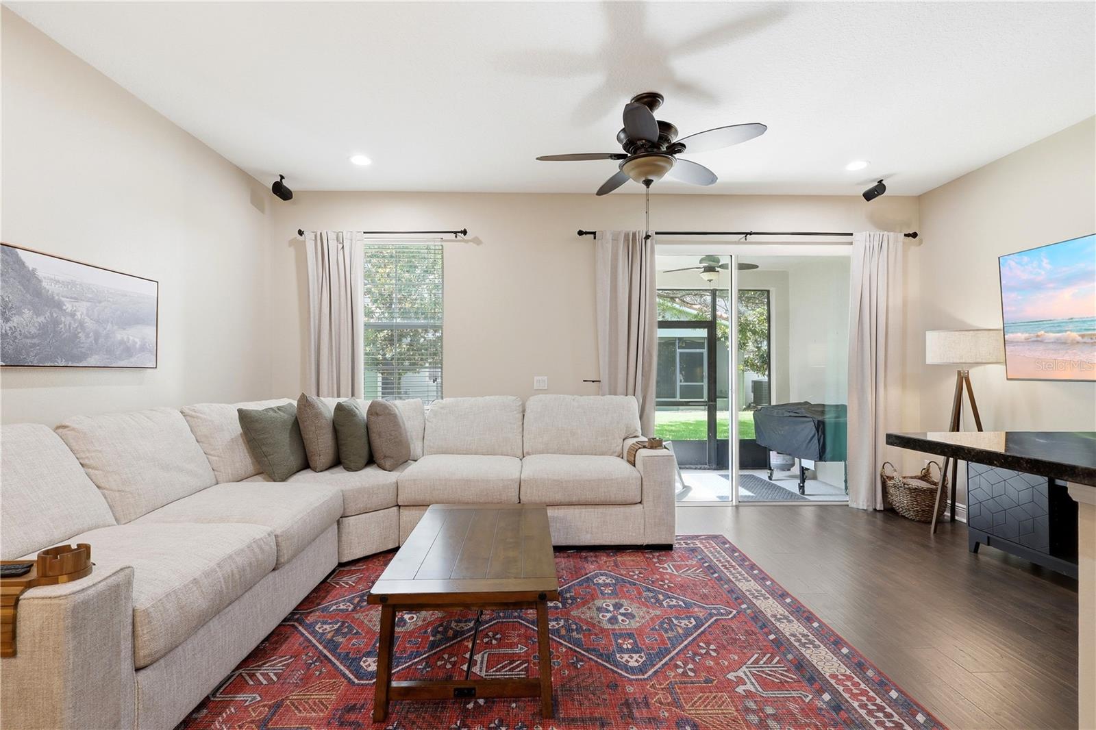 TERRACINA AT LAKE FOREST THIRD AMD - Residential