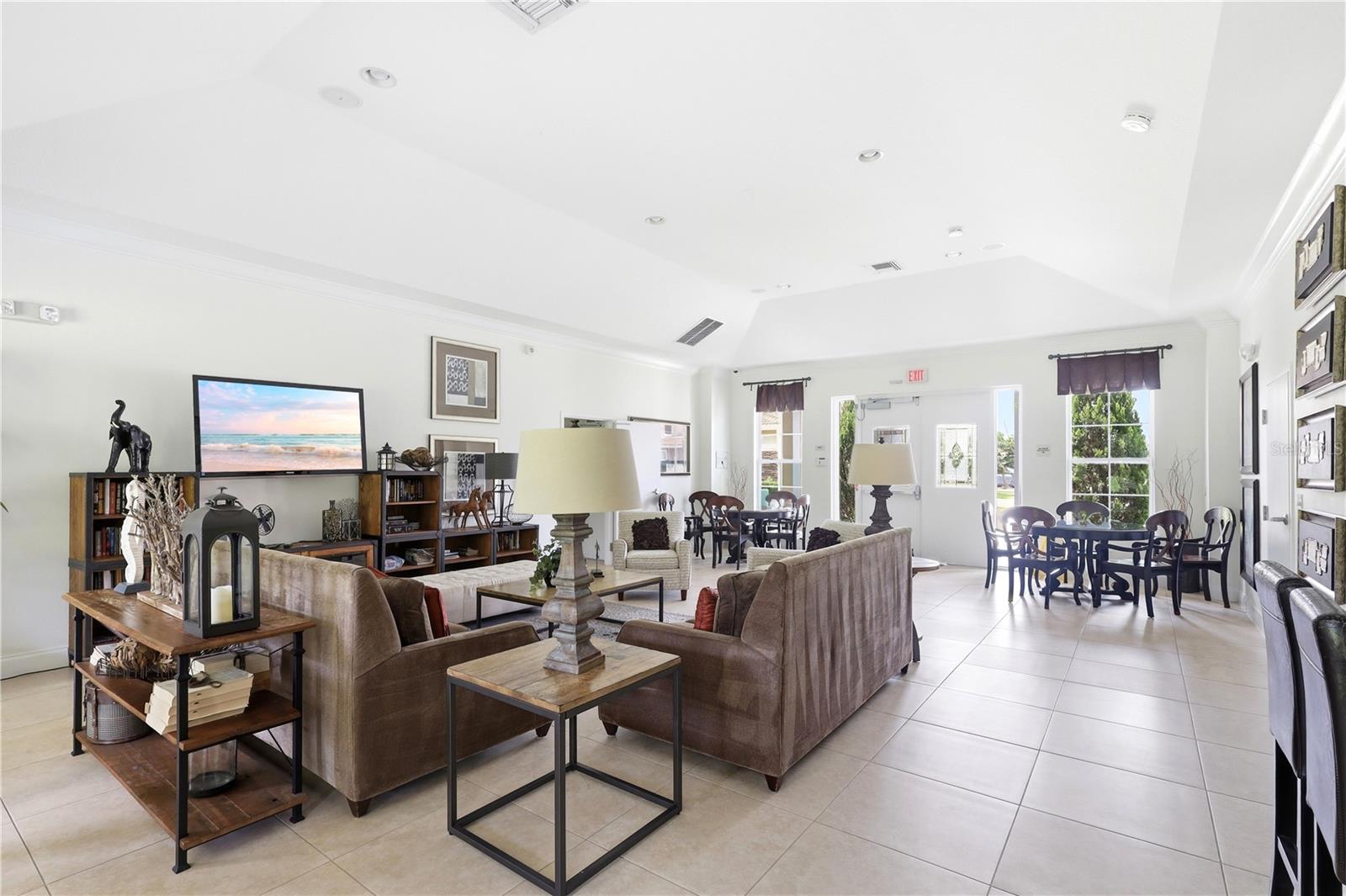 TERRACINA AT LAKE FOREST THIRD AMD - Residential