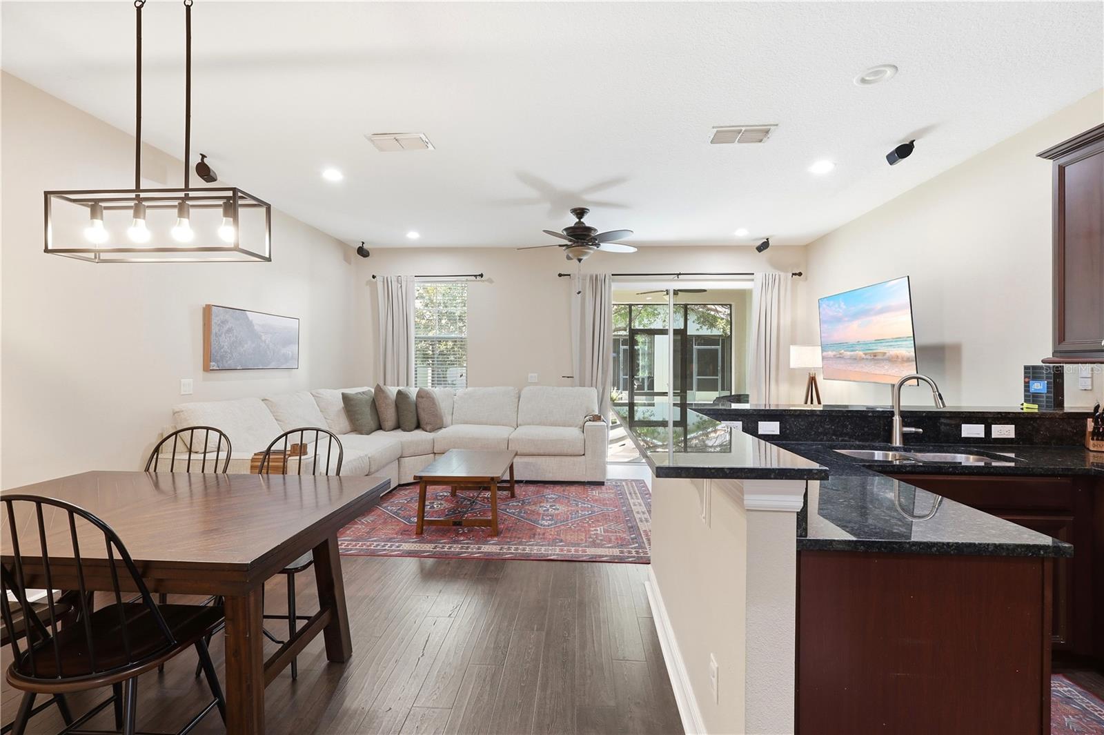TERRACINA AT LAKE FOREST THIRD AMD - Residential