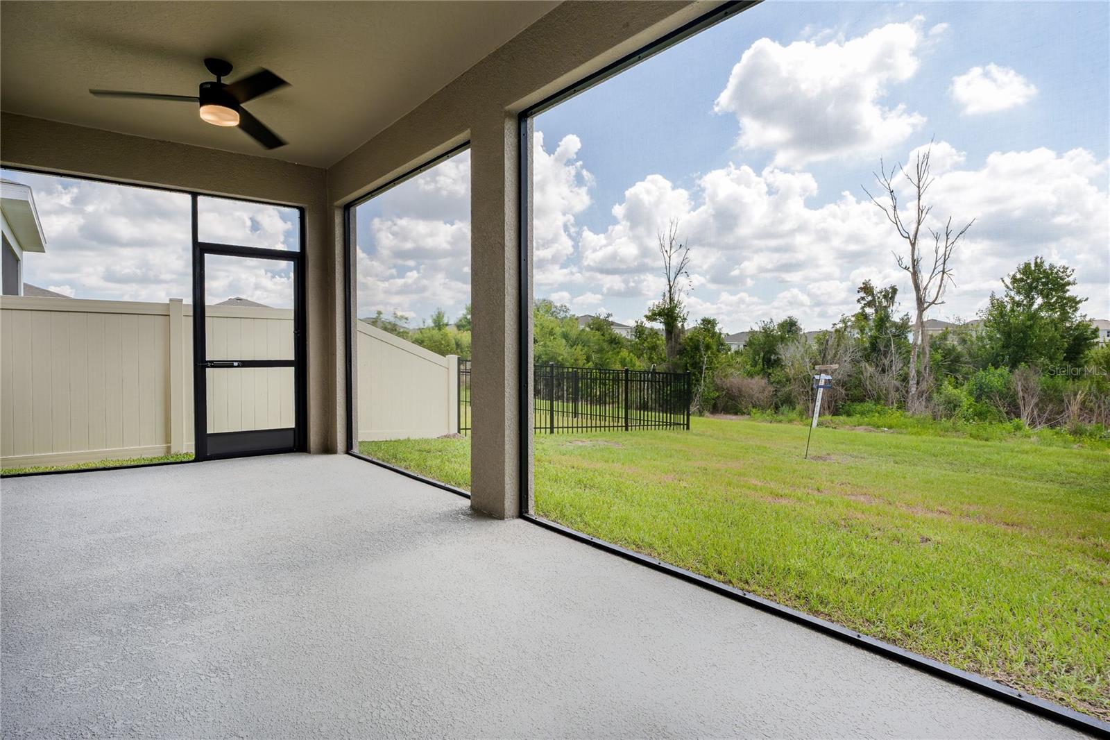 BELLA LAGO - Residential