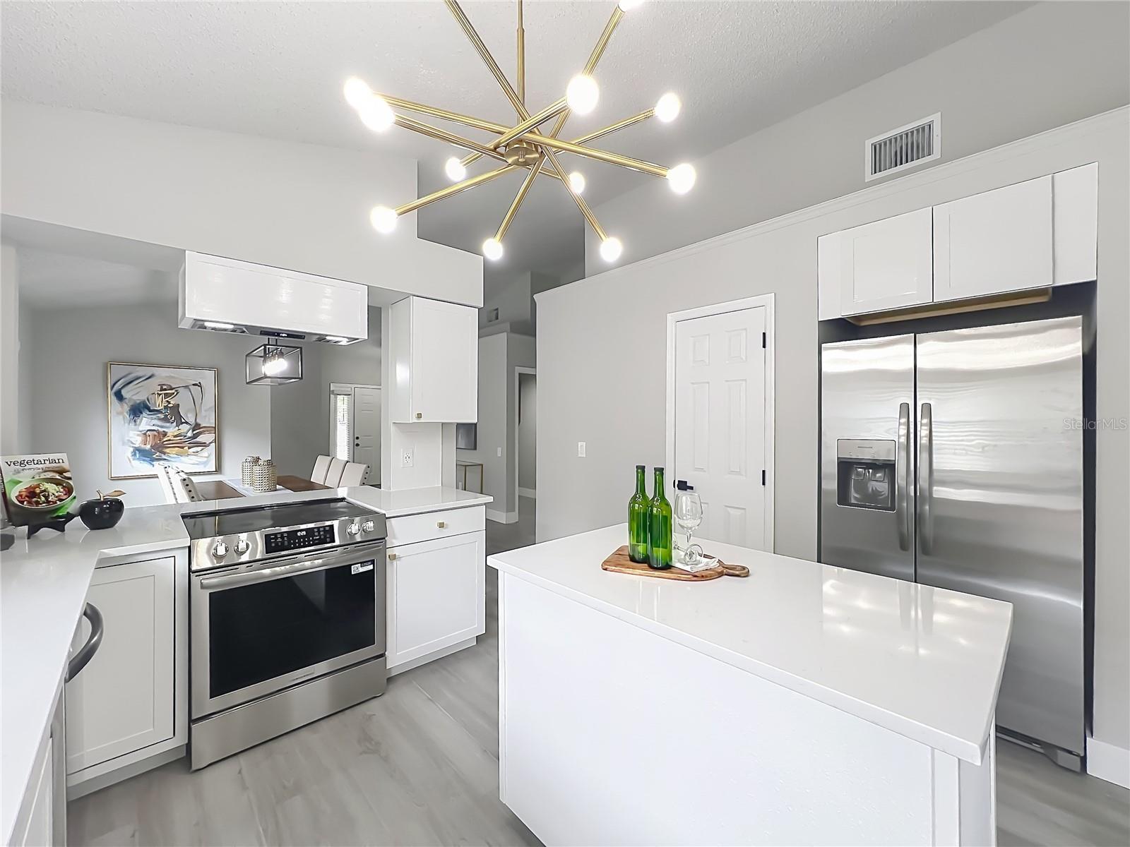 HIGHLANDS OF LAKE MARY - Residential
