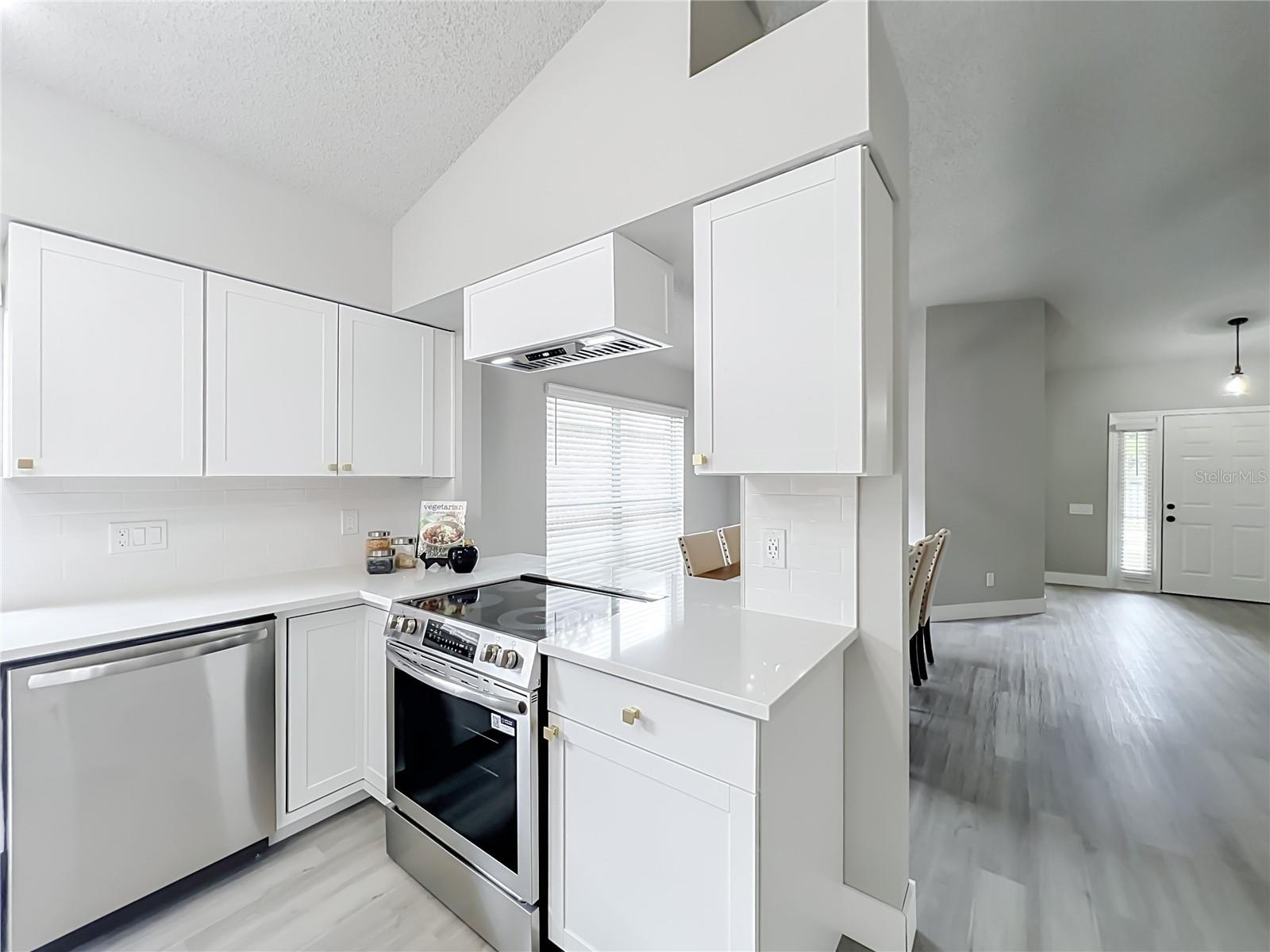 HIGHLANDS OF LAKE MARY - Residential