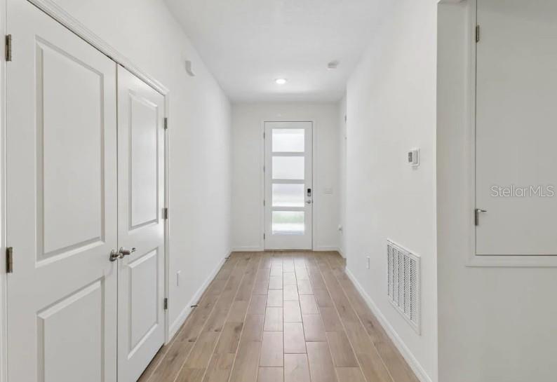 EDGEWATER PARK - Residential