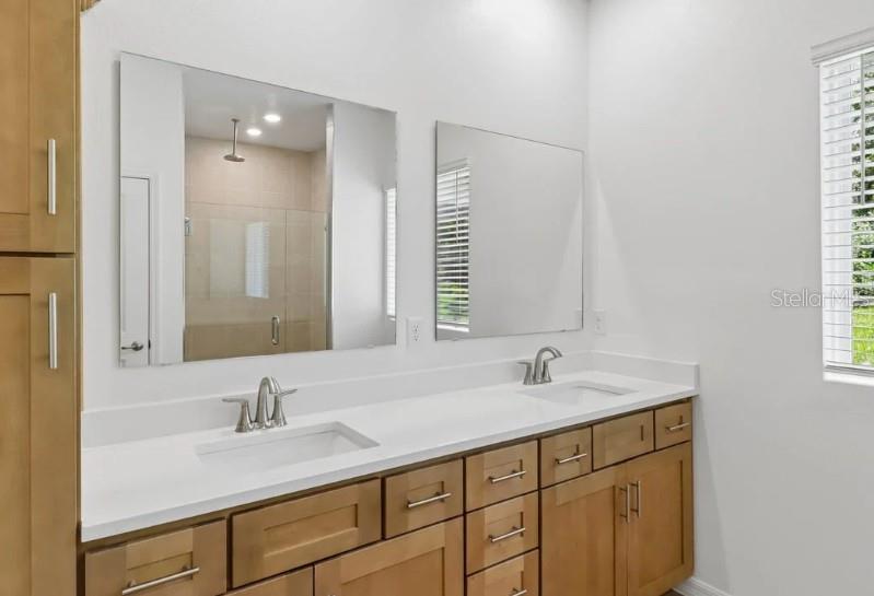 EDGEWATER PARK - Residential