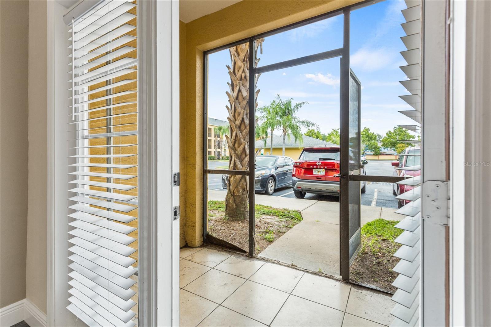 PALMS VILLA RESIDENCES - Residential