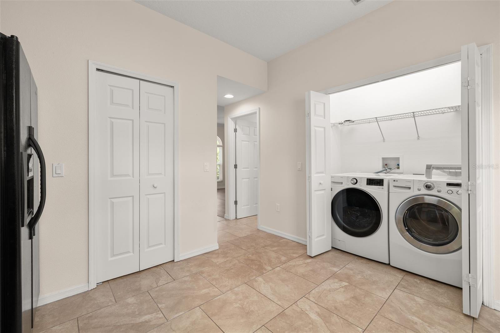 TENNYSON PK/SUMMERPORT - Residential