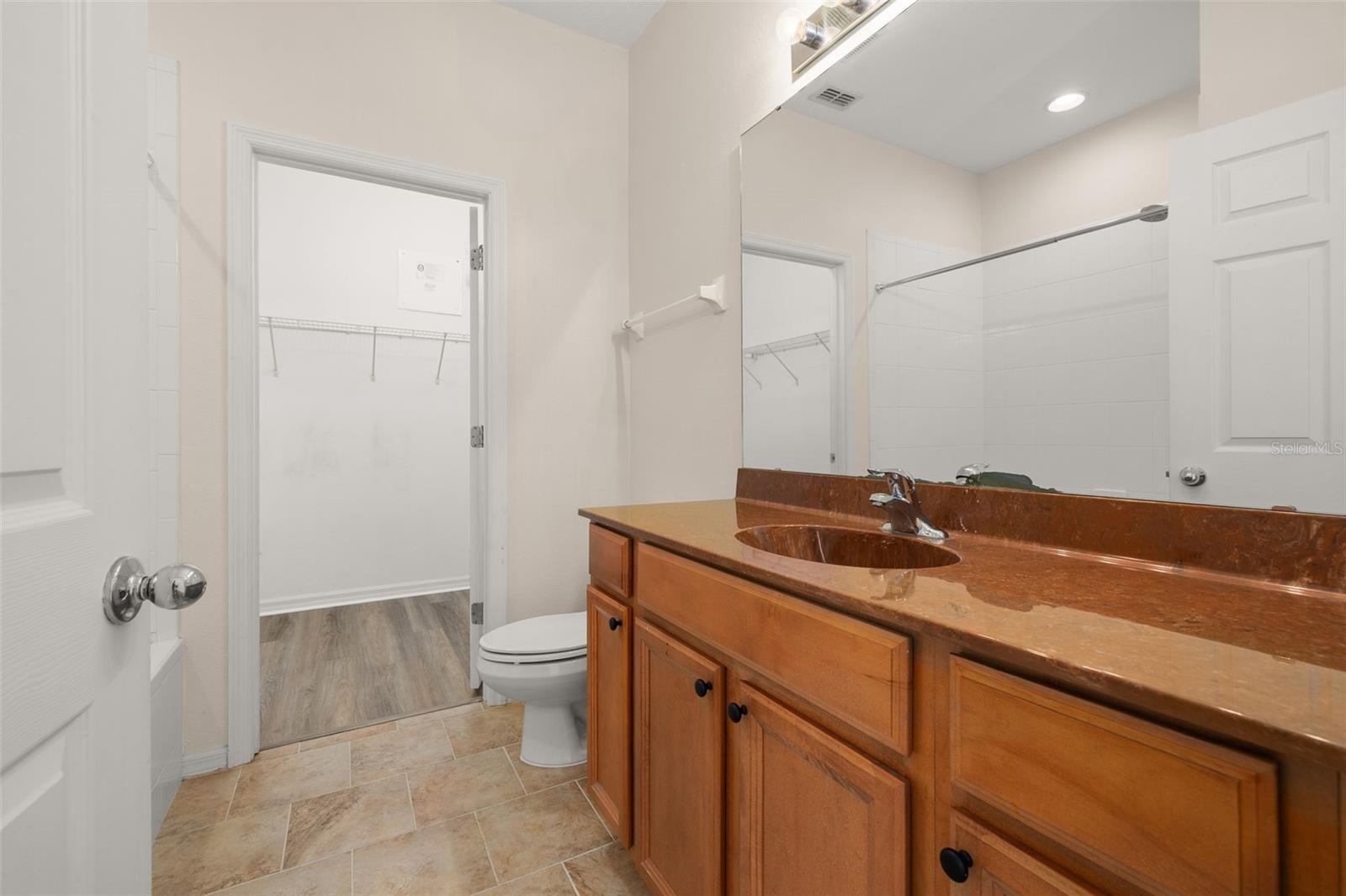 TENNYSON PK/SUMMERPORT - Residential