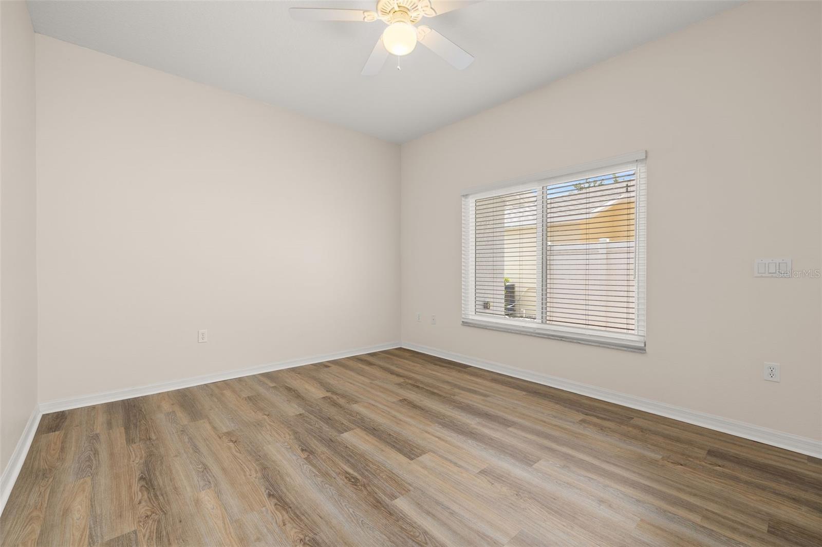 TENNYSON PK/SUMMERPORT - Residential