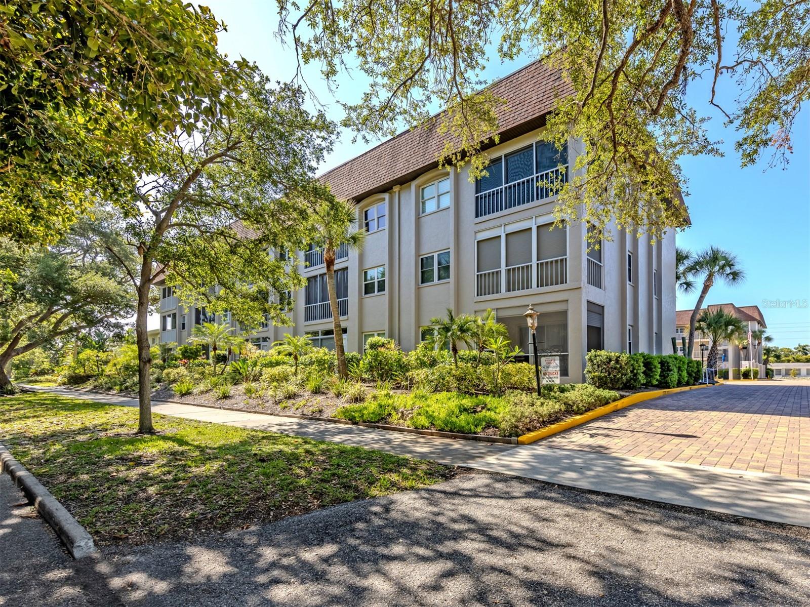 VENICE PARK - Residential