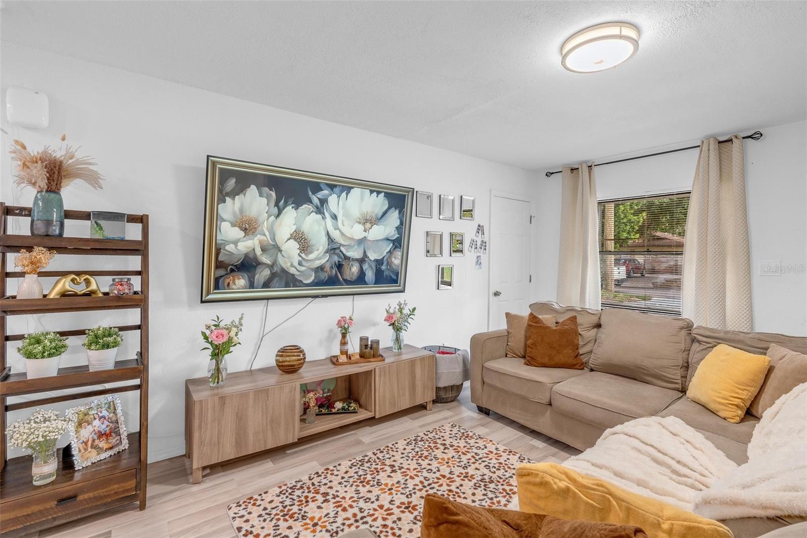 WESTMONT - Residential