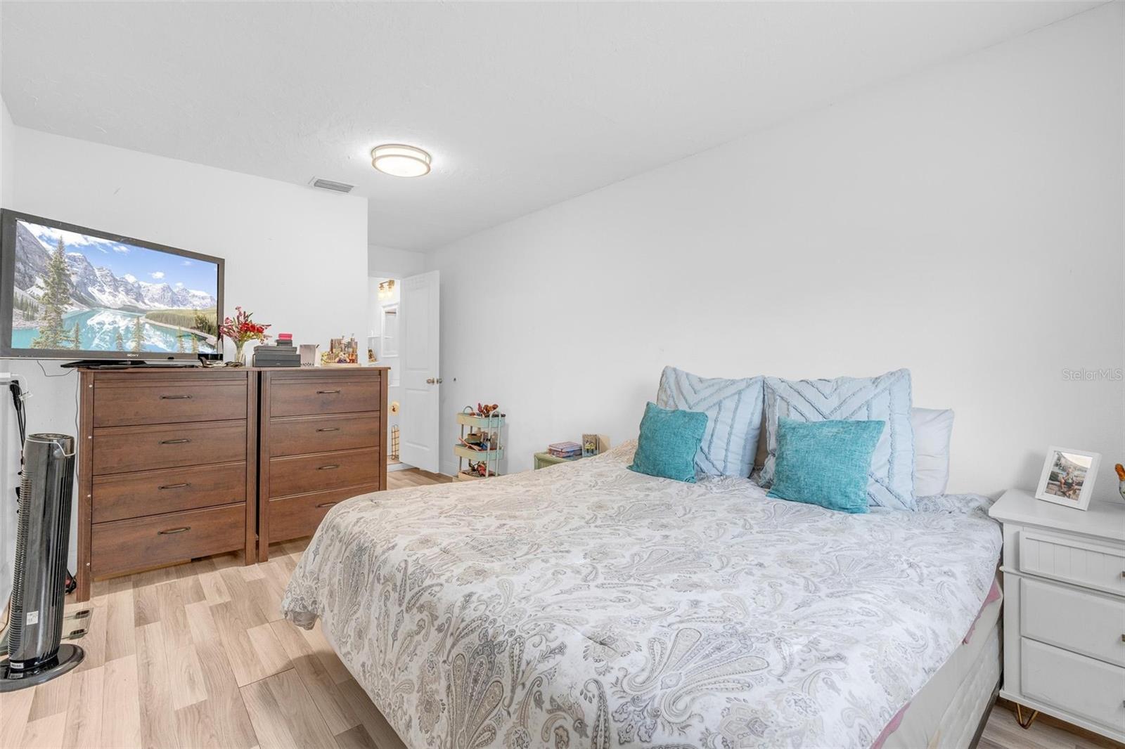 WESTMONT - Residential