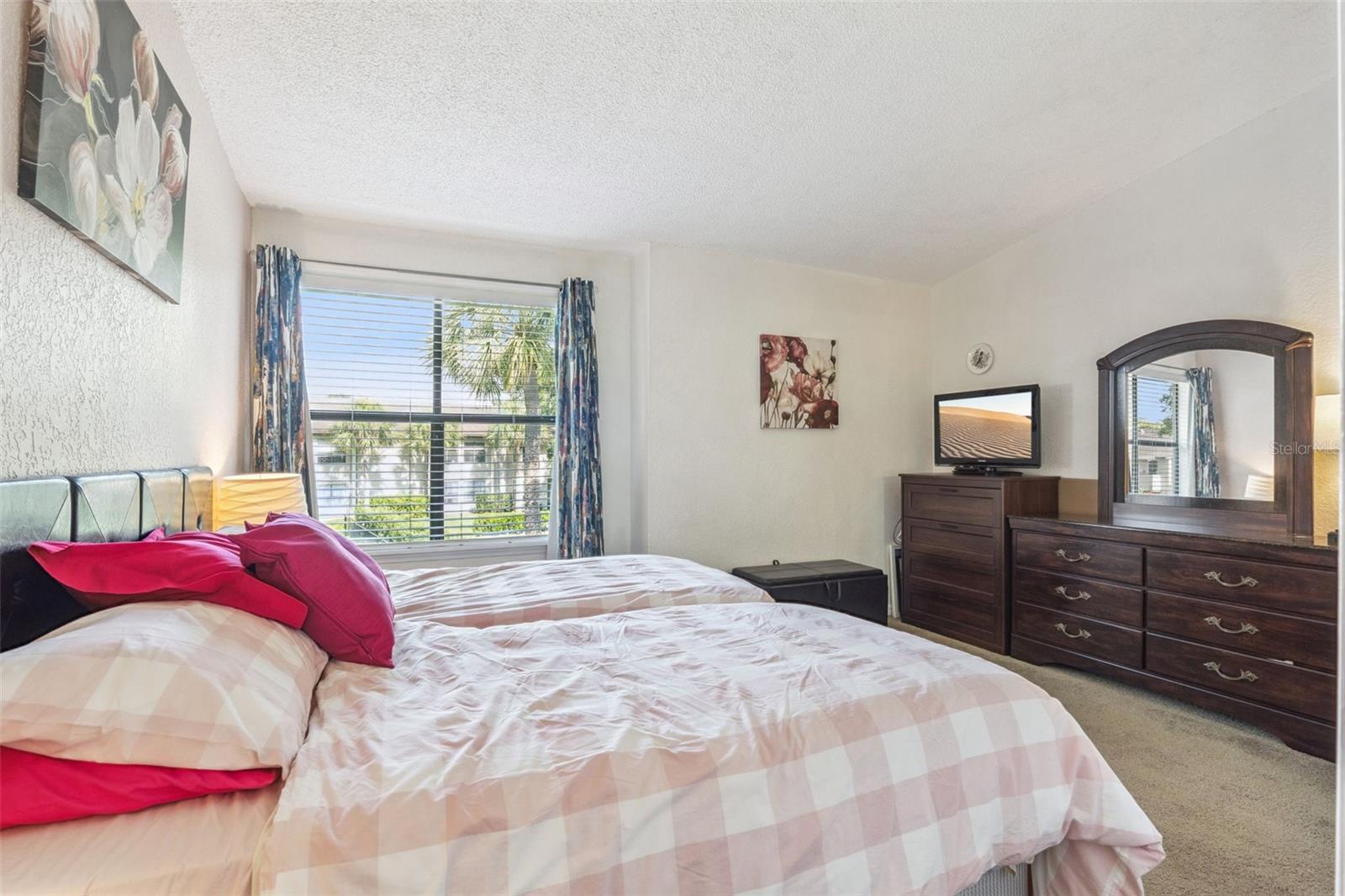 PARKVIEW VILLAGE - Residential