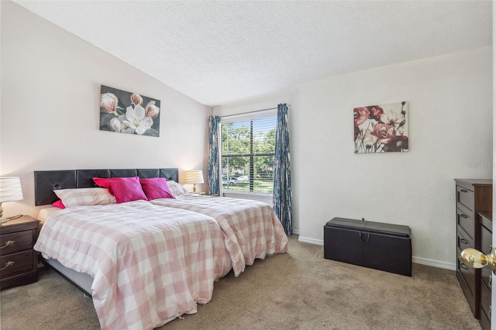 PARKVIEW VILLAGE - Residential