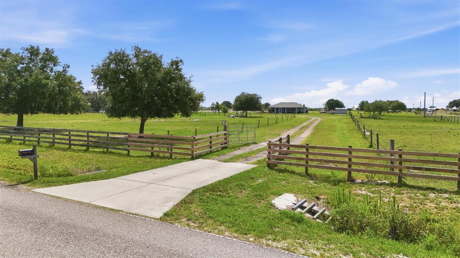 MYAKKA CITY AREA - Residential