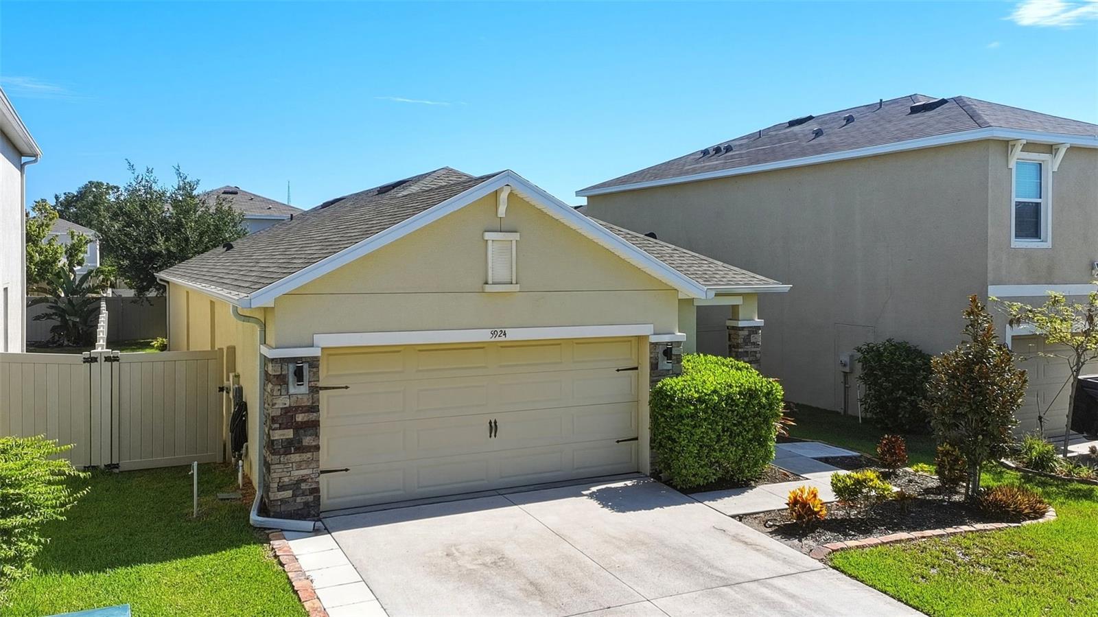 GARDEN VILLAGE - Residential