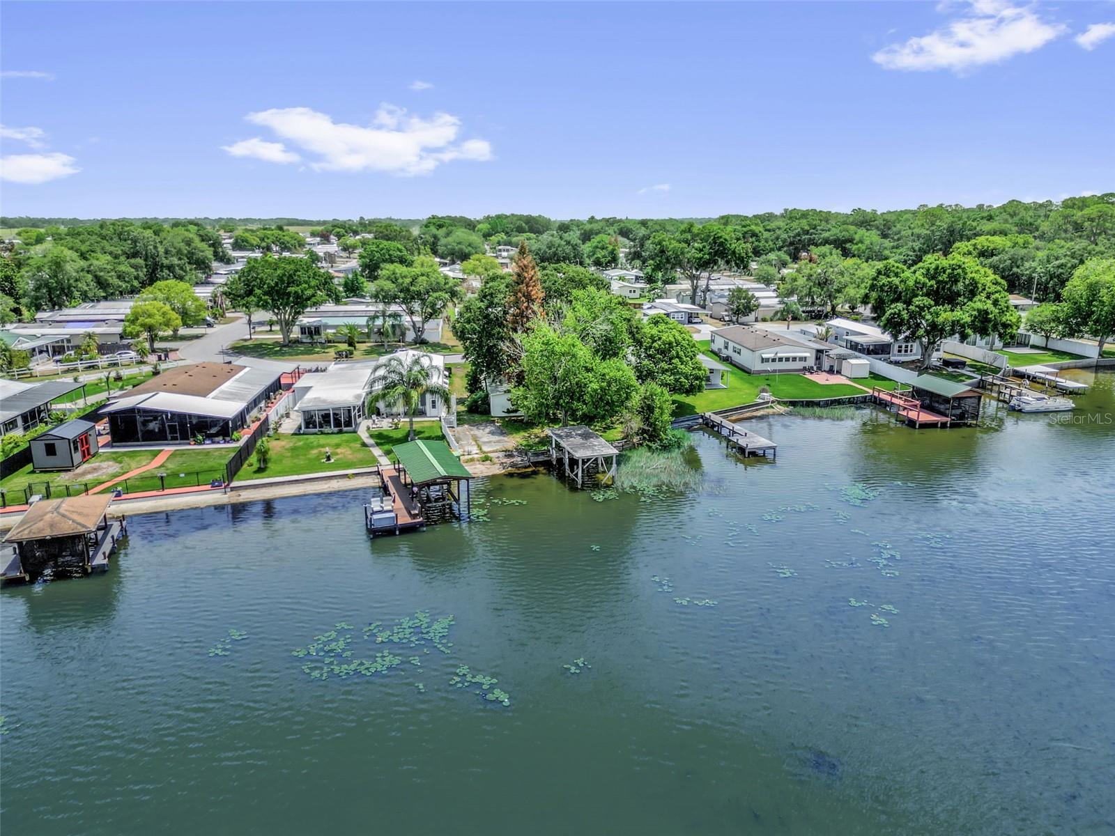 LAKE MARIANA ACRES - Land
