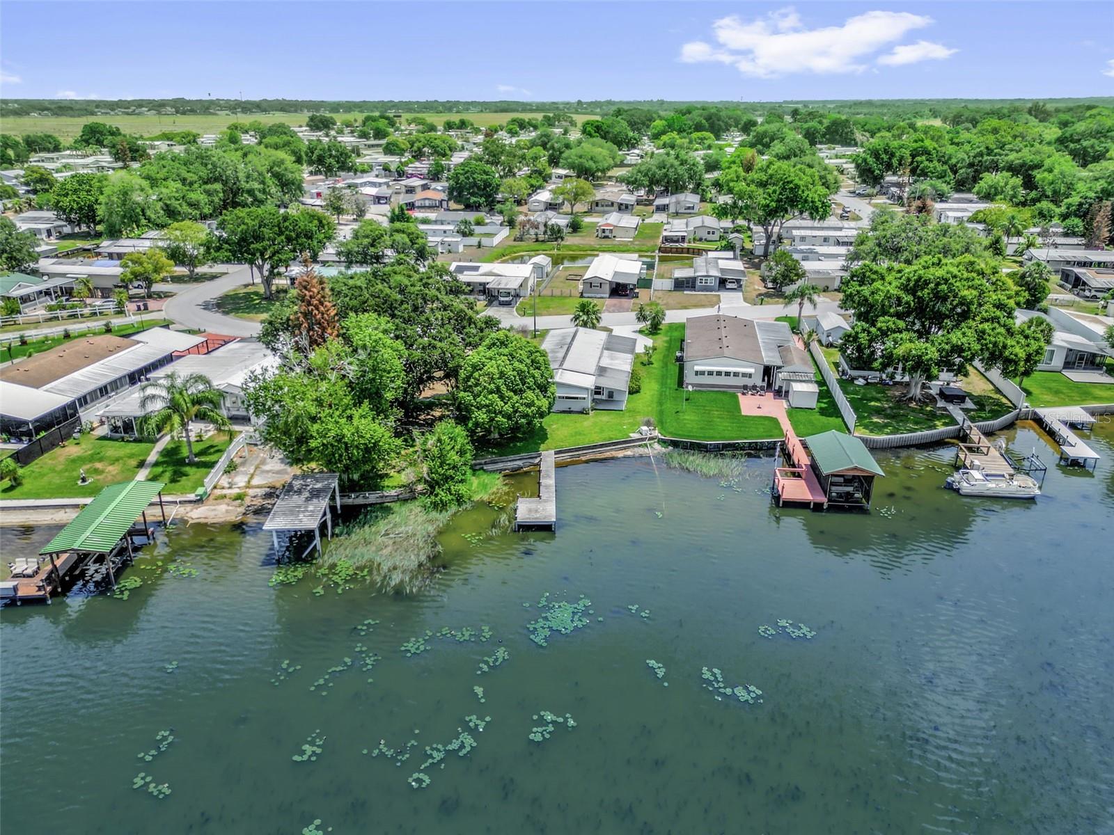 LAKE MARIANA ACRES - Land