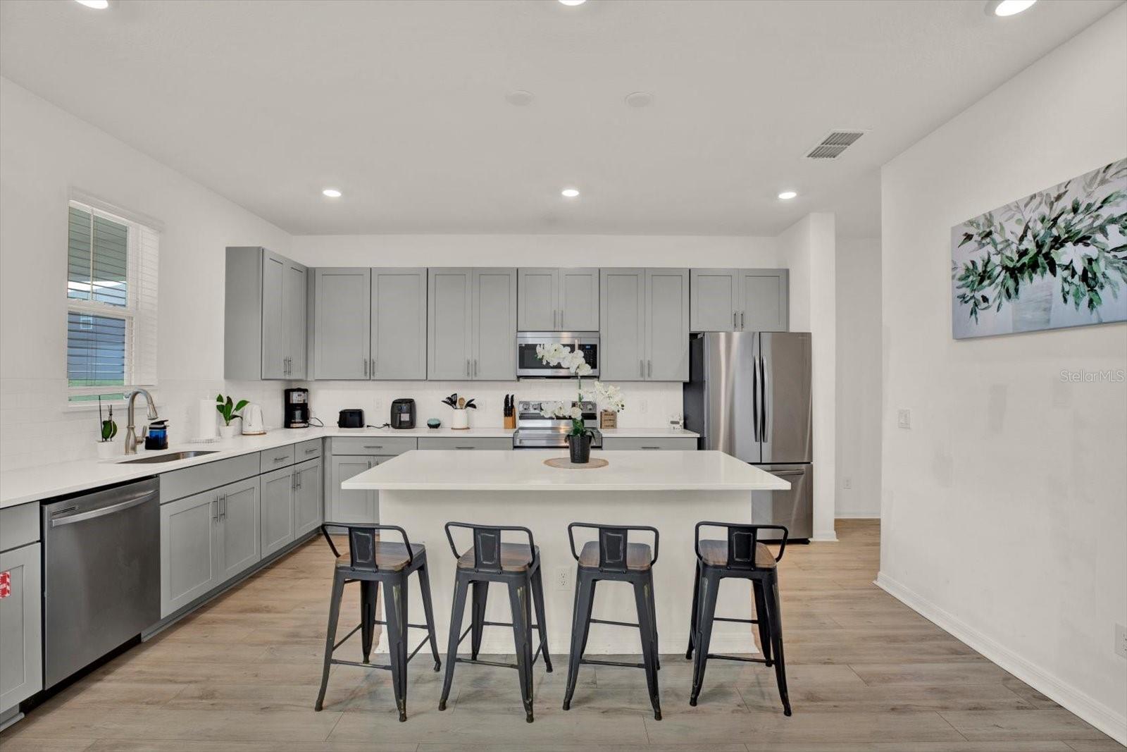 GLEN/WEST HAVEN - Residential