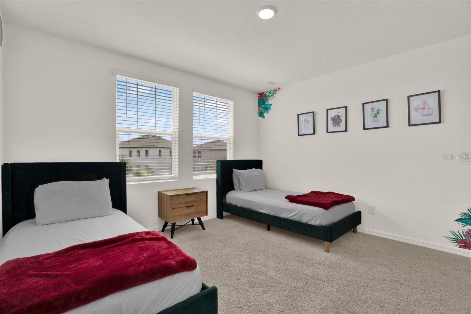GLEN/WEST HAVEN - Residential