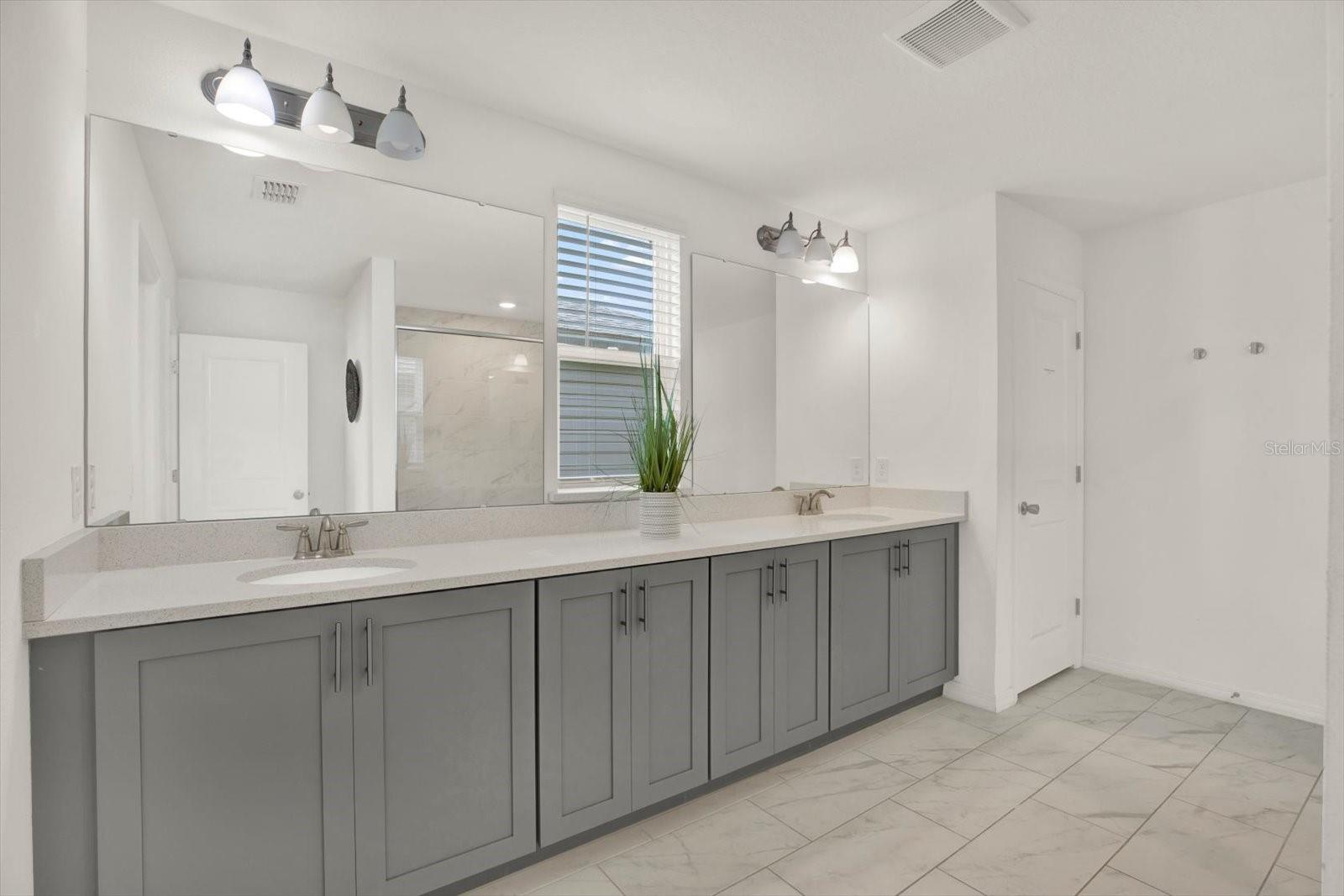 GLEN/WEST HAVEN - Residential
