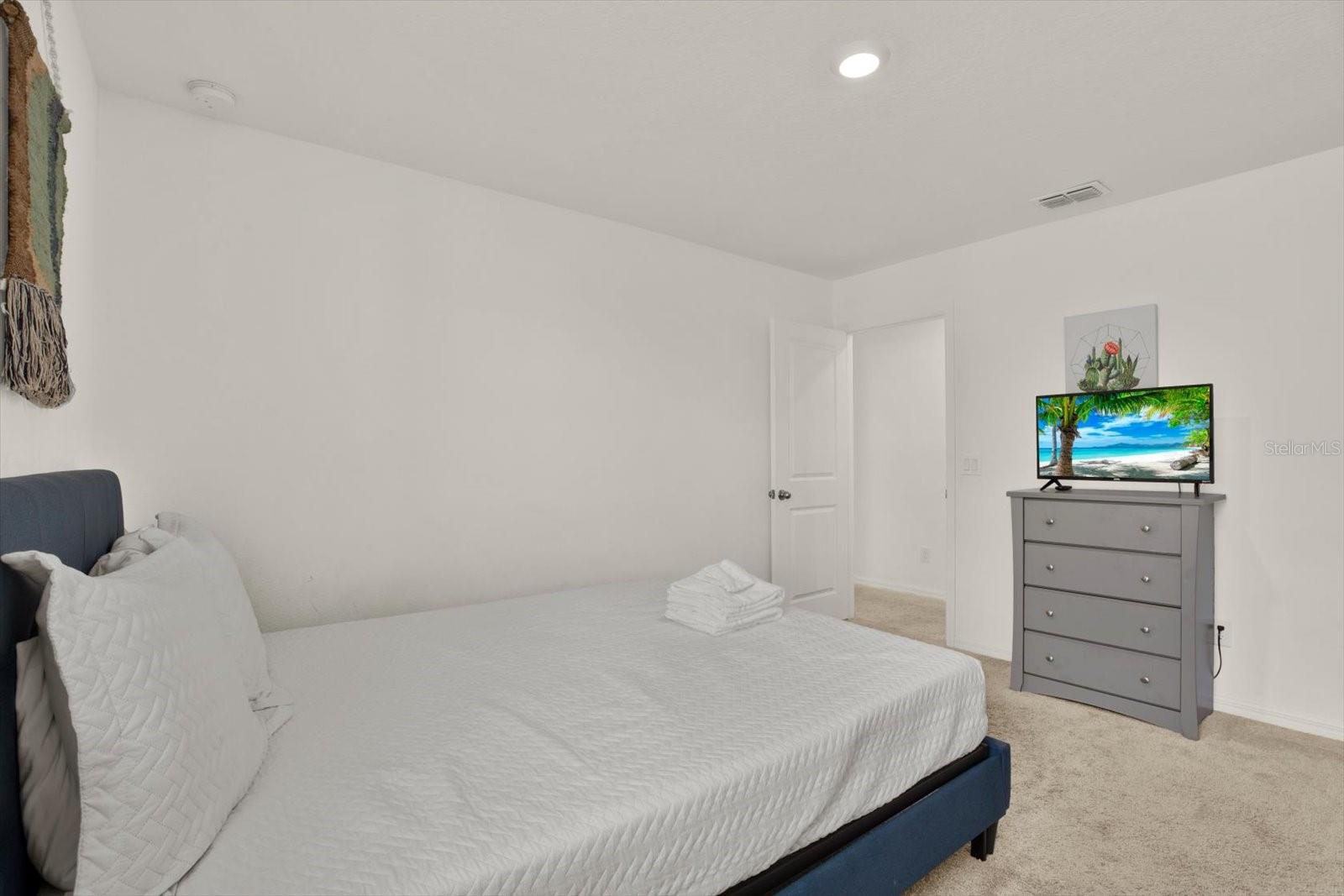GLEN/WEST HAVEN - Residential